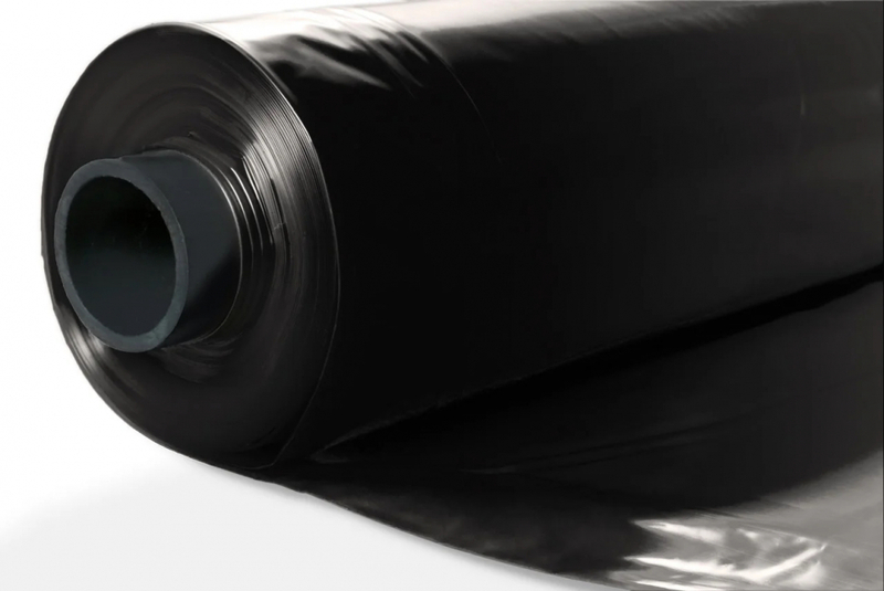 Black polyethylene film